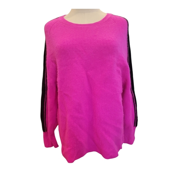 NWOT Victoria Secret Cashmere Sweater Top Large Pink & Black - Picture 2 of 6